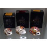 Collection of 3 Royal Crown Derby paperweights to include Hedgehogs with Gold stoppers and boxes