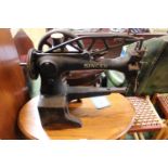 Singer 29K heavy duty shoemakers sewing machine