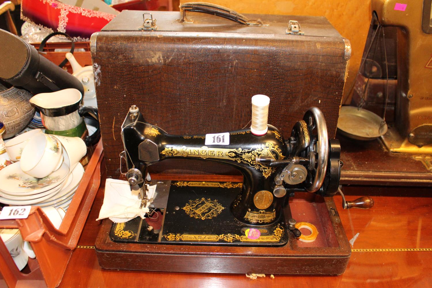 Cased Singer Sewing machine EB600002