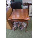 Good Quality Mahogany inlaid shaped top window table with cruciform support and pad feet. 60cm in