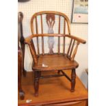 Early 19thC Elm Childs Windsor type chair