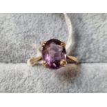 Ladies 9ct gold Amethyst set ring 3g total weight. Size S