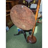 Georgian Mahogany Circular tilt top table on tripod base and pad feet