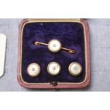 Cased set of Gilt Dress studs