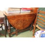 18thC Gateleg table with turned supports