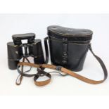 WW2 German Army Binocular E.LEITZ, WETSLAR, DIENSTGLAS 10 x 50. Case with eagle and swastika,