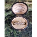 Ladies 18ct 5 stone Diamond ring estimated 0.50ct total weight G/H Si. 2.8g total weight