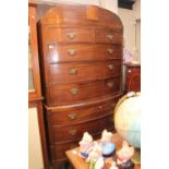 Georgian Bow fronted Mahogany Chest on chest of 8 drawers with apron front and bracket feet