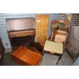 Collection of assorted small furniture