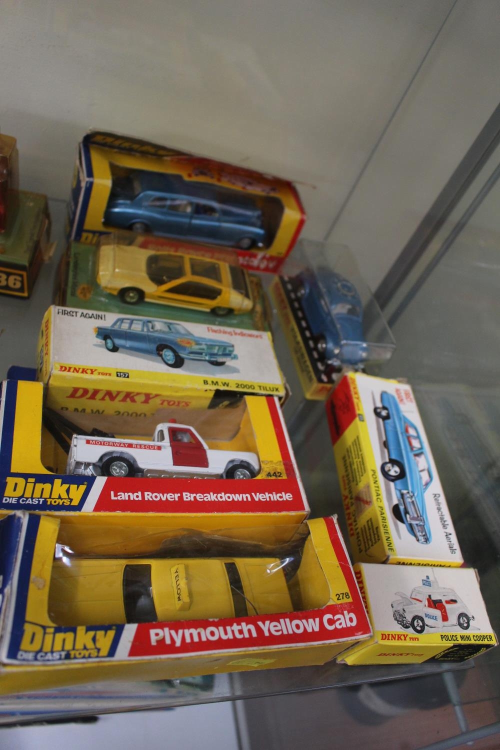 Good collection of Boxed Dinky Toy vehicles to include 982 Pullmore Transporter, 955 Fire Engine, - Image 3 of 5