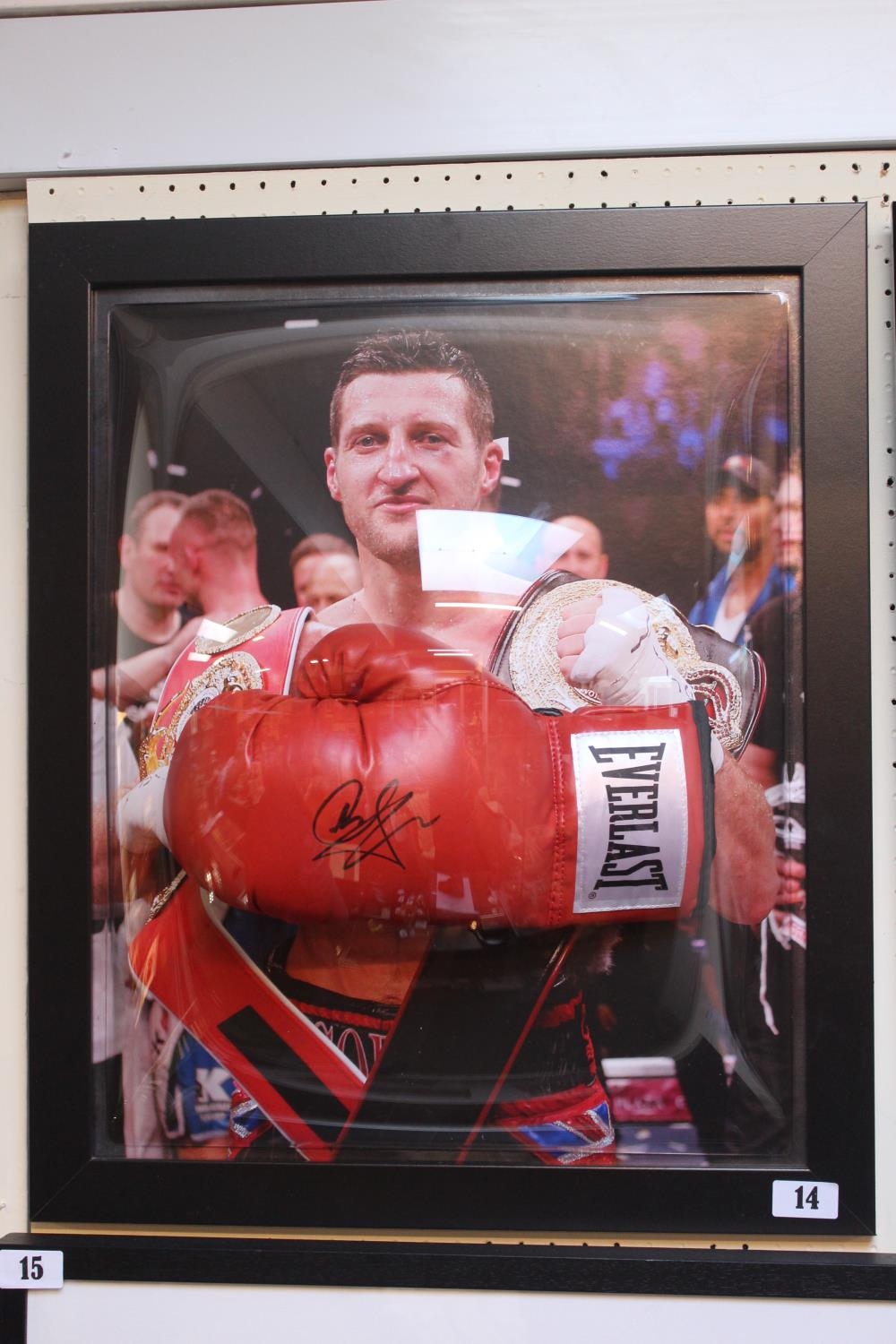 Carl Froch signed Everlast glove in bubble presentation case. 51 x 61cm total size