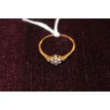 Ladies 18ct Gold Diamond set ring Size S. 1.8g total weight