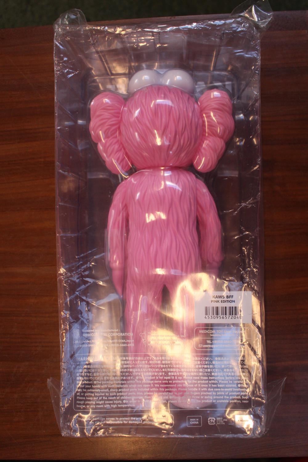 Sealed KAWS BFF Pink open edition KAWS 18 - Bild 2 aus 3