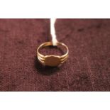 Gents 9ct Gold Signet ring C.1911 Size N. 1.4g total weight