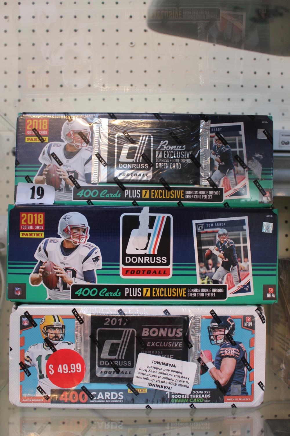 2018 Donruss Football - 400 cards, unsealed box & no exclusive card, 2018 Donruss Football Cards, - Bild 2 aus 3