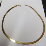 A 9ct gold choker necklace 8.5g