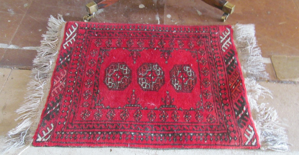 Four rugs - Image 3 of 7