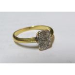 An 18ct gold diamond cluster ring 2.7gm, size N
