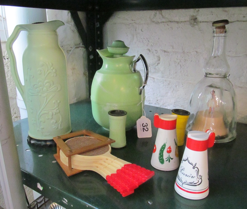 A retro green Bakelite Thermos flask, a vacuum flask, retro tennis racquet coasters, two pairs