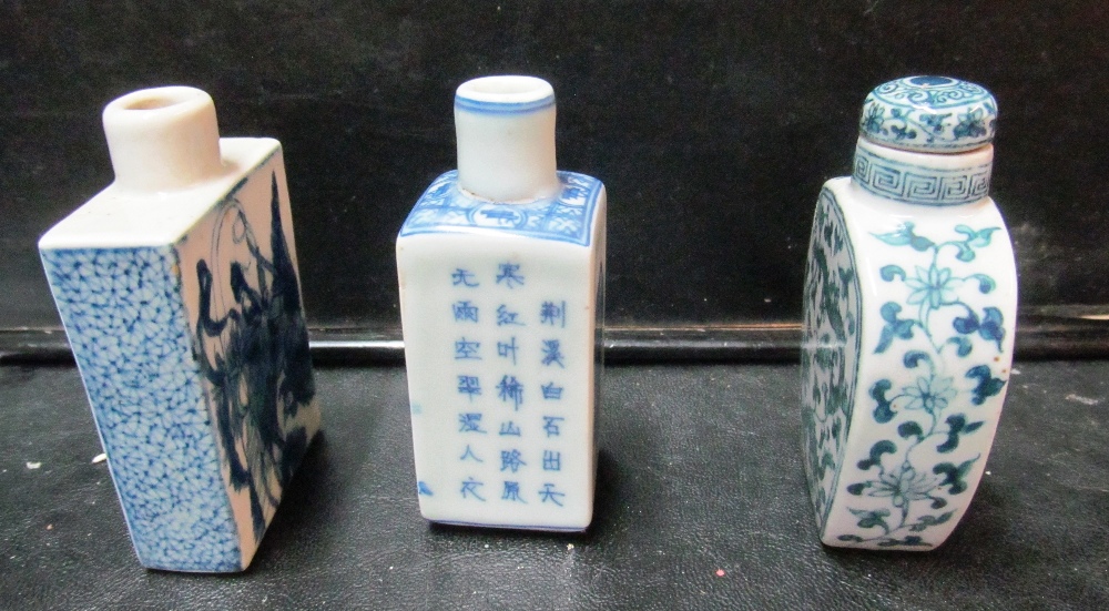 Three blue and white oriental scent bottles two without lids - Image 2 of 6