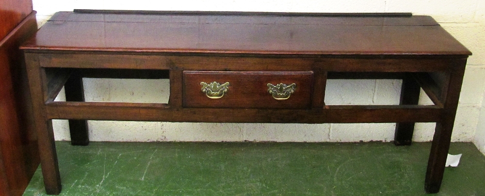 An 18th Century oak dresser with three drawers - Image 2 of 7