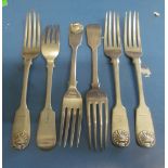 A set of six Newcastle silver shell fiddle pattern forks 12.9oz