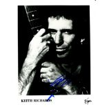 RICHARDS KEITH: (1943- ) English Guitarist and Singer.