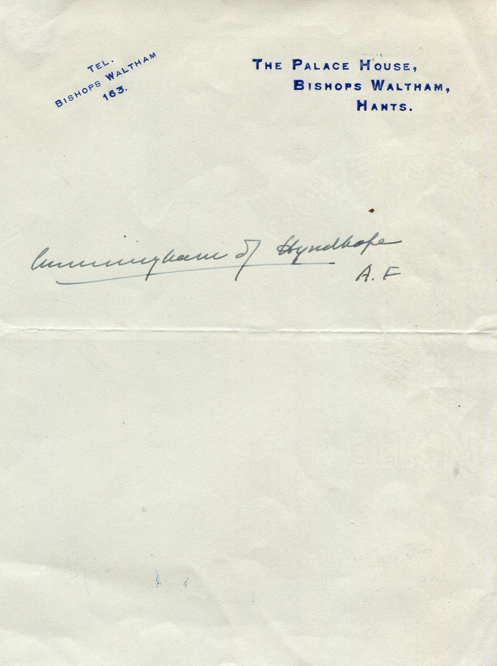 BRITISH NAVY: Small selection of signed clipped pieces, cards, a few letters, - Image 2 of 8