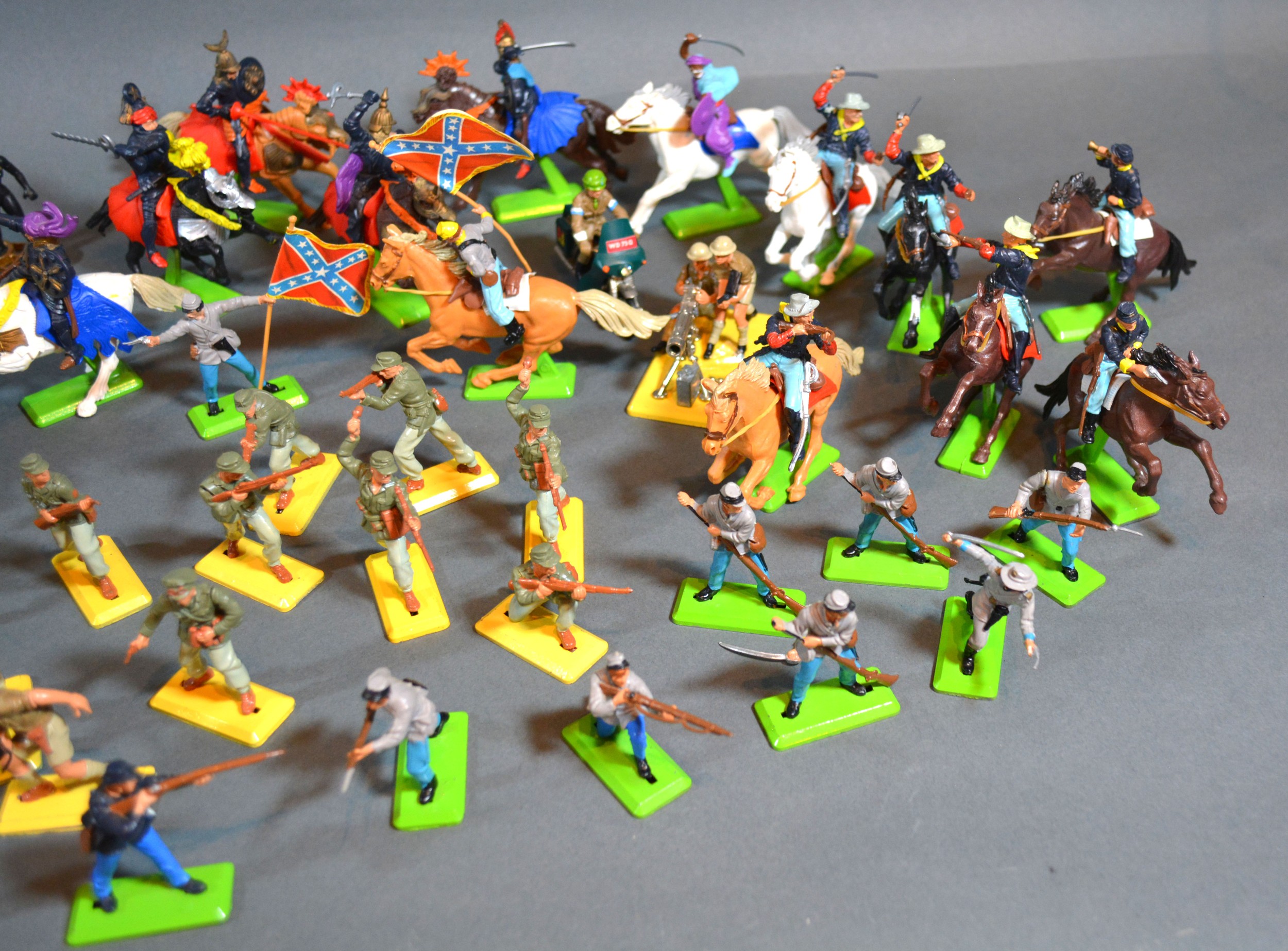A Collection Of Britains Deetail Model Figures to include the US Seventh Cavalry and other related - Image 4 of 4