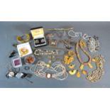 A Collection Of Jewellery to include pearl necklace and other jewellery