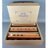 Ace Trains A Vintage Gauge 0 Coach Set 'The Flying Scotsman' LNER within original box
