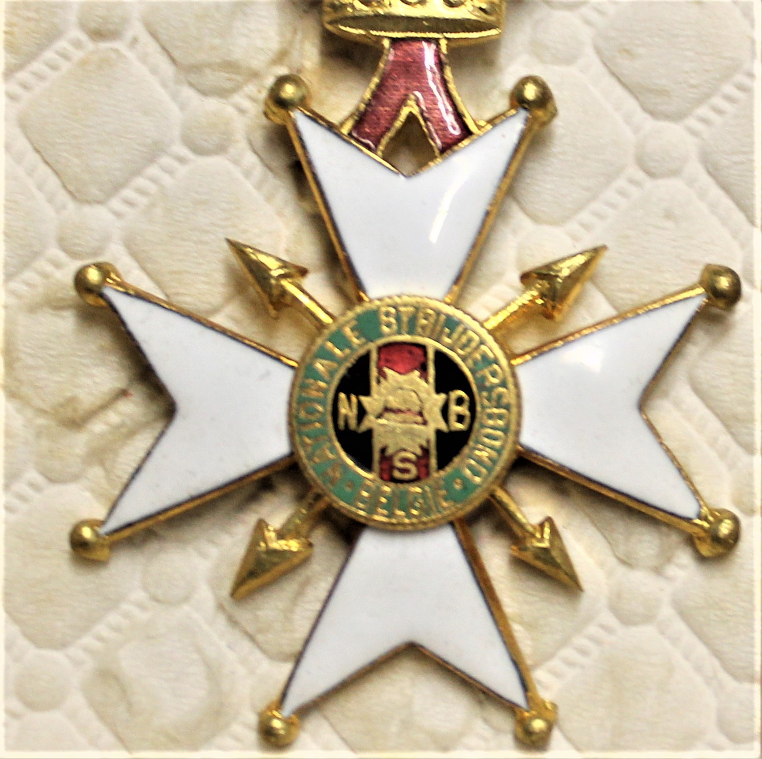 Belgian WWI NSB 'Nationale Strijders Bond cloisonné' (The National Federation Of Combatants Of - Image 2 of 2