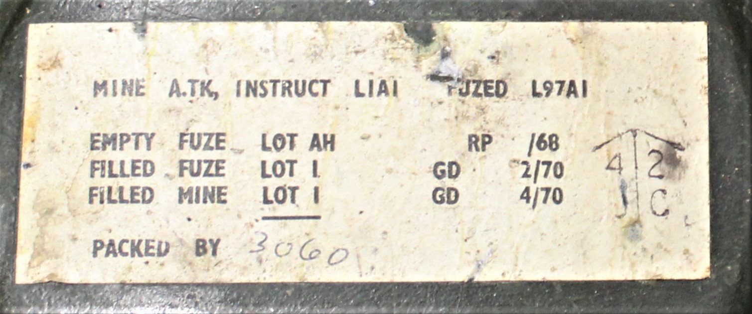 British 1970s L1A1 ATK Instructional Mine dated 4/1970 in good condition with some wear but an - Image 3 of 3
