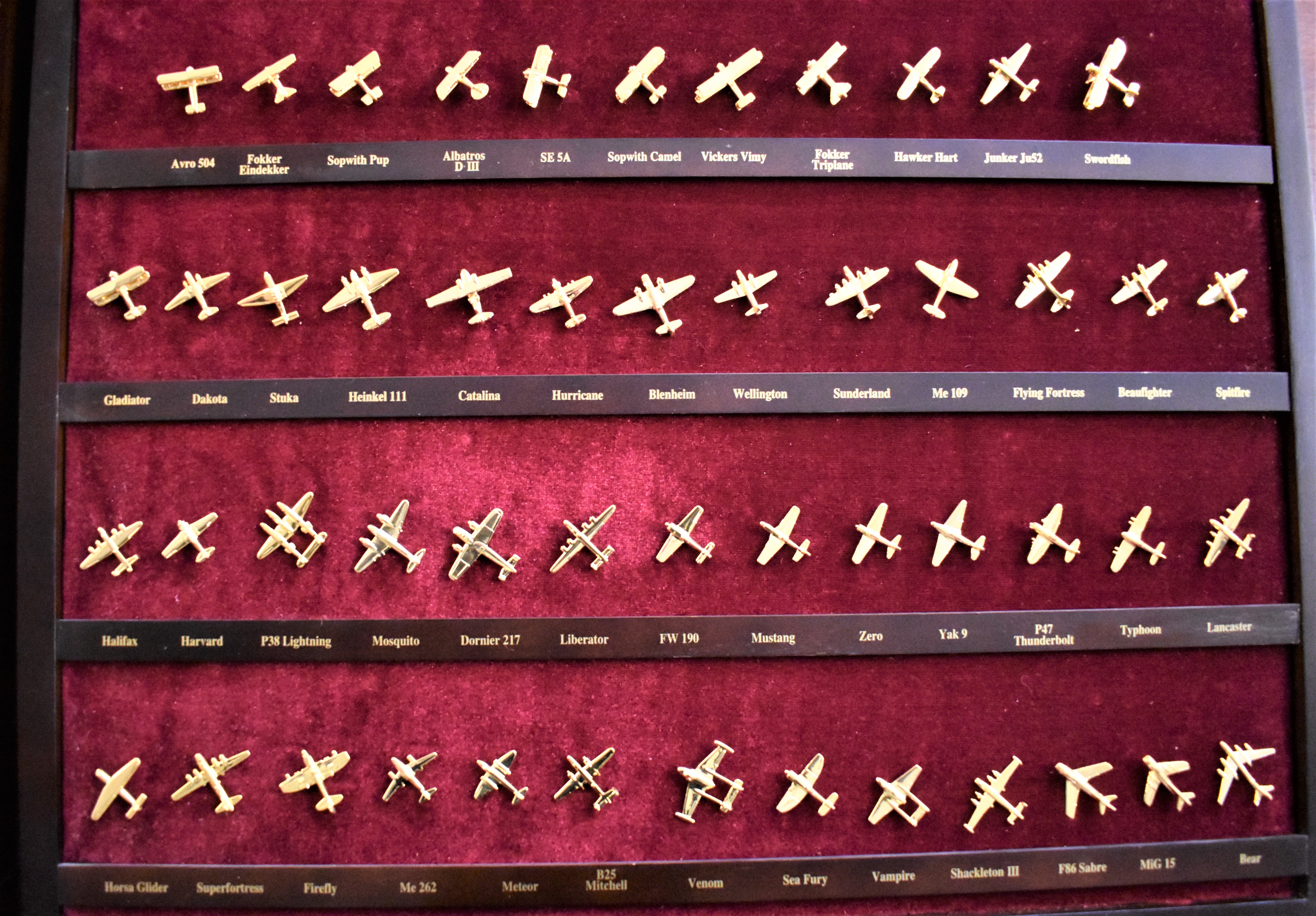 Military Aircraft Danbury Mint Collection of (100) Gold Plated Aircraft Pins well displayed two - Image 2 of 2