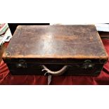 Vintage early 20th Century Leather Officers Travel Case, in good condition with a canvas lining,