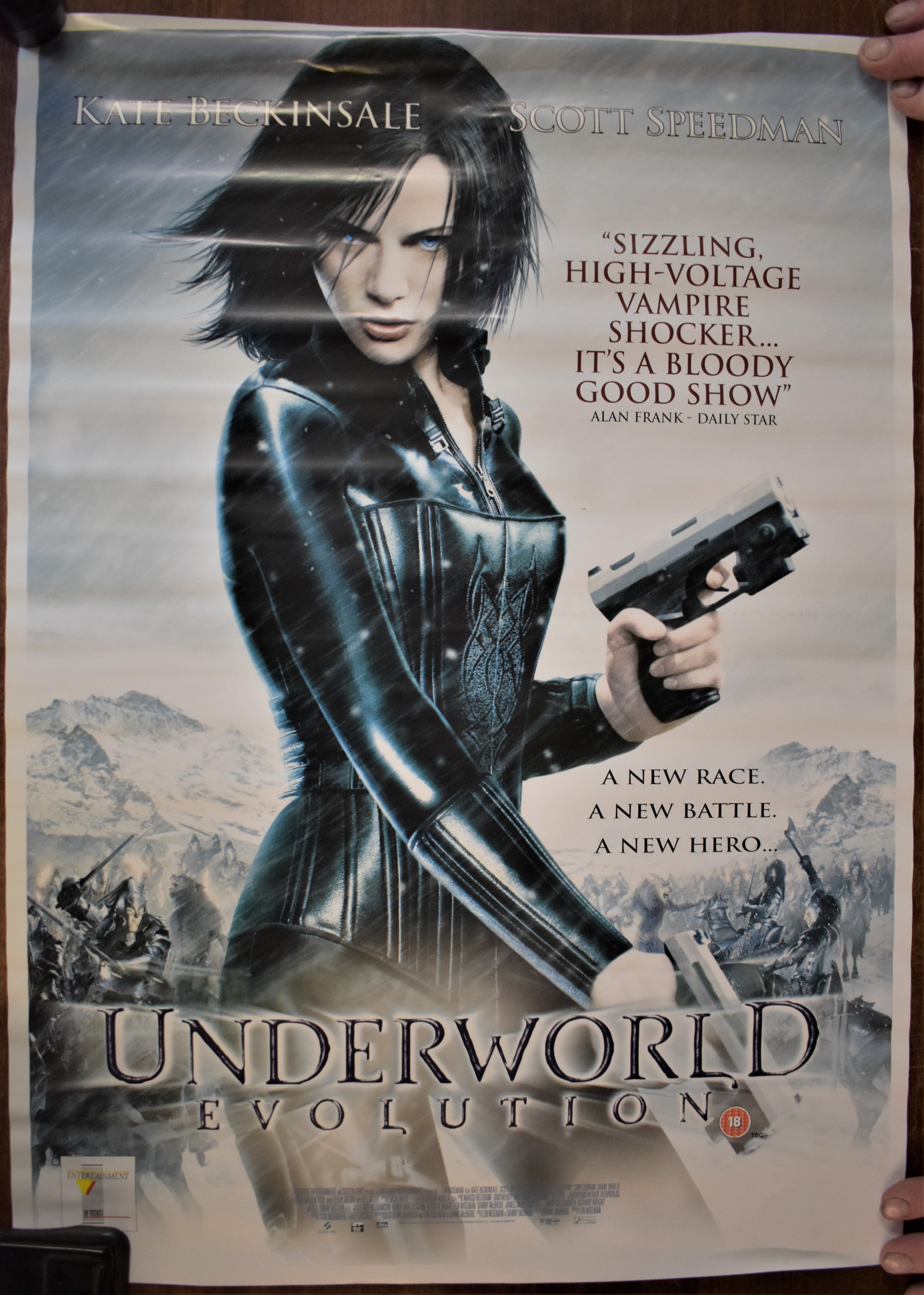 Underworld Evolution - Cinematic Poster, starring Kate Beckinsale and Scott Speedman. Released Jan