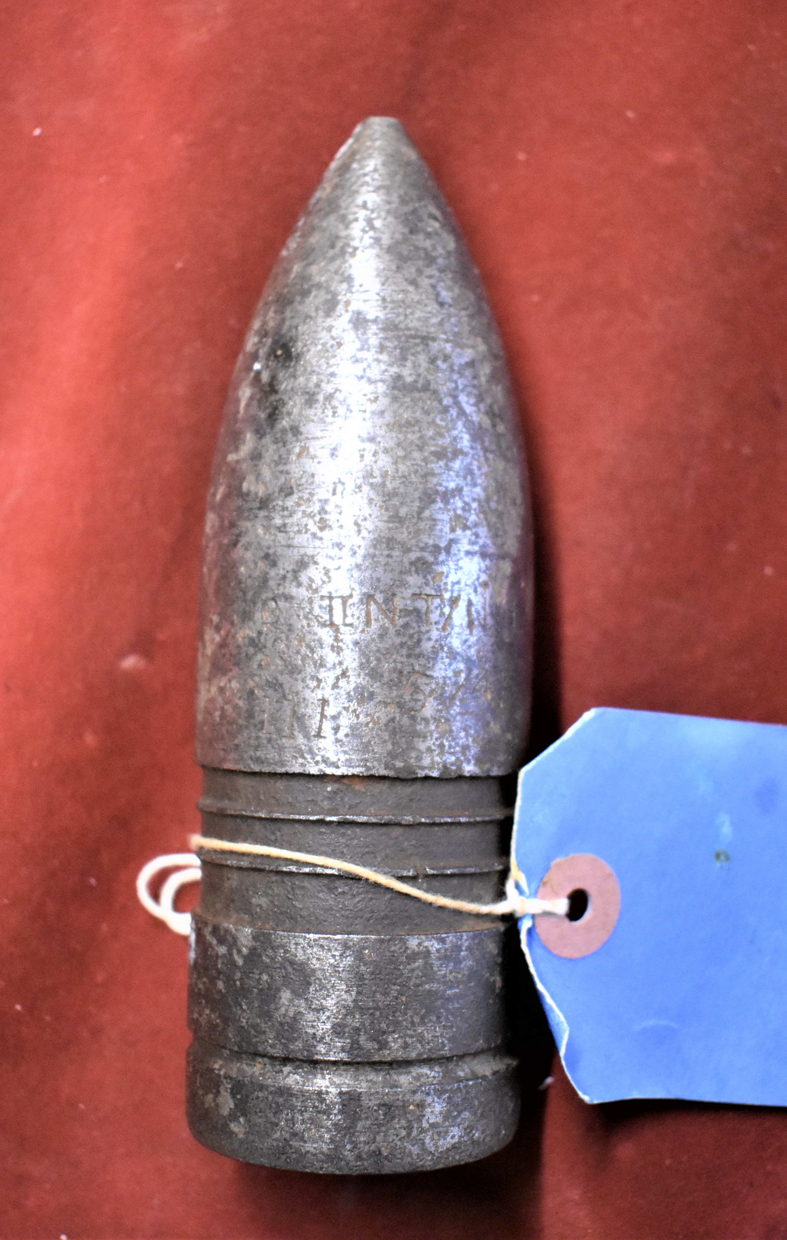 British WWII 3pr Shell Head, in good condition missing its drive band, lots of markings '3pr II NT/N