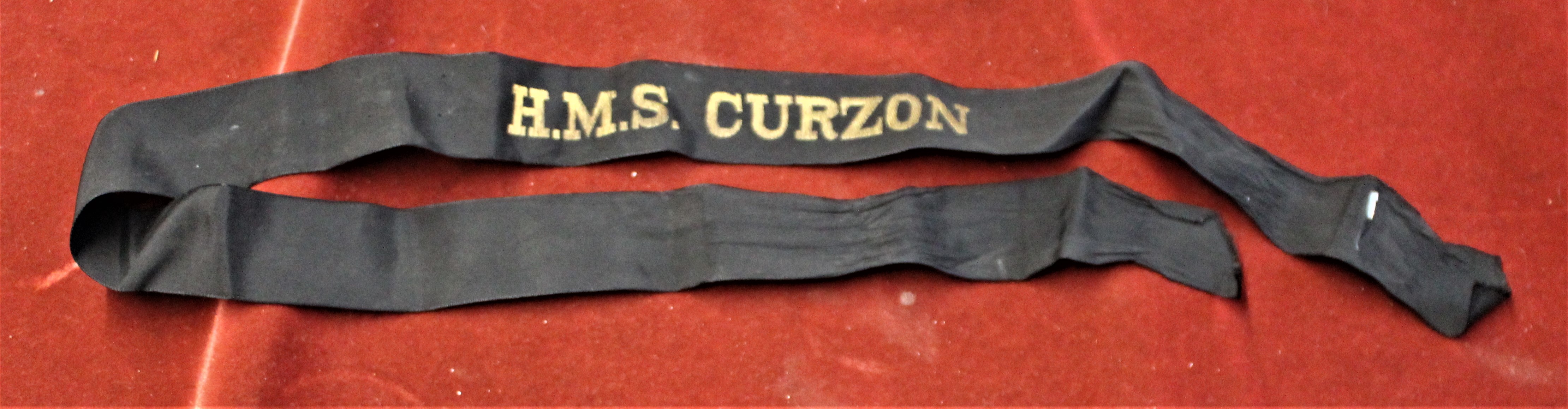 British WWII Royal Navy H.M.S. Curzon Cap Tally, in very good condition