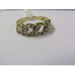 9ct YELLOW GOLD PINK & WHITE STONE possibly tanzanite and white sapphire, size N/O
