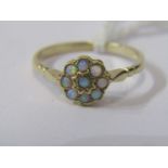 9CT YELLOW GOLD OPAL DAISY STYLE CLUSTER RING, size O