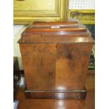 ANTIQUE ROSEWOOD JEWELLERY CASKET, tabletop fall front casket enclosing 2 drawers with lift top