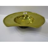 EARLY METALWARE, antique brass barbers bowl, 10cm dia