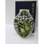 MOORCROFT, trial vase "Hydrangea" pattern 14cm height, rim chip