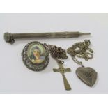 SELECTION OF CONTINENTAL SILVER, silver and white metal items including propelling pencil, brooch,