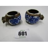 ORIENTAL CERAMICS, pair of Chinese underglaze blue scribes brush pots, 5cm diameter