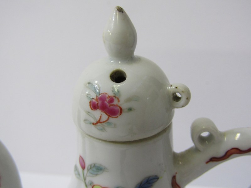 ORIENTAL PORCELAIN, pair of miniature famille rose lidded coffee pots, decorated with floral - Bild 10 aus 20