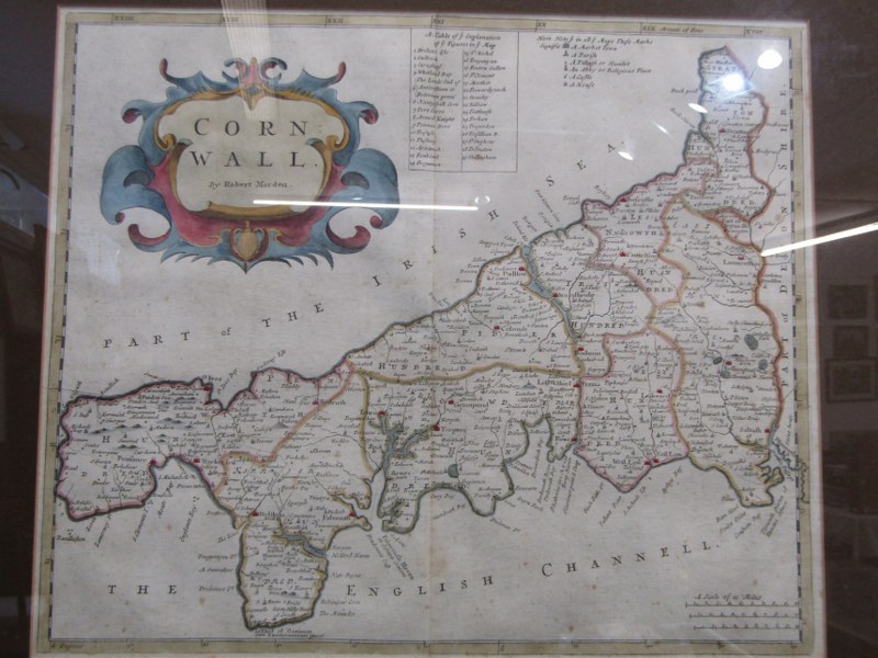 ANTIQUE MAP, Robert Morden hand coloured early 18th Century "Map of Cornwall", 36cm x 42cm - Image 3 of 9