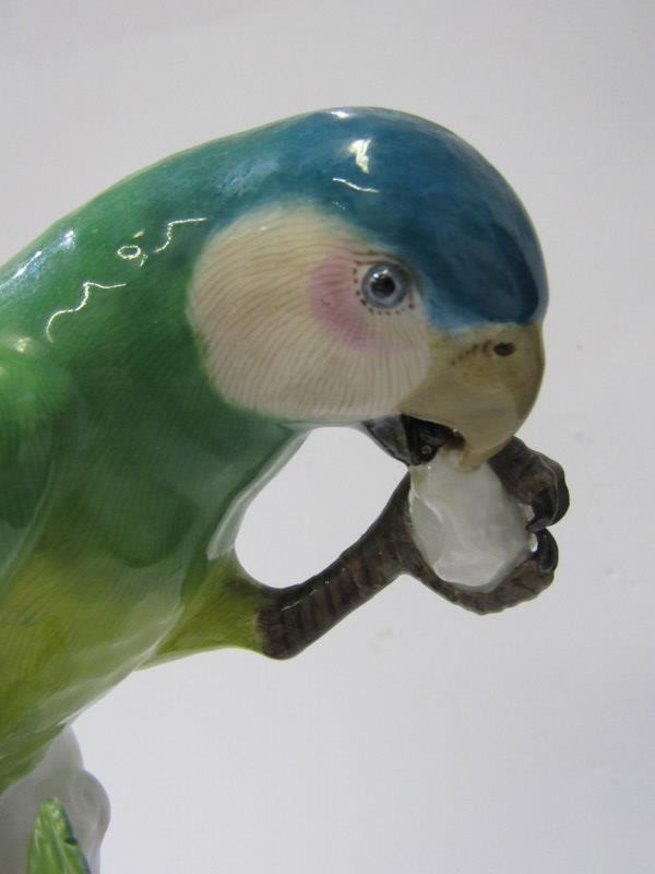 CONTINENTAL PORCELAIN, 19th Century figure of Parrot on tree stump, underglaze blue cross swords - Bild 8 aus 10