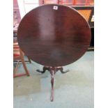 PROVINCIAL GEORGIAN TILT TOP SUPPORT TABLE, oak and fruit wood with circular top on cabriole