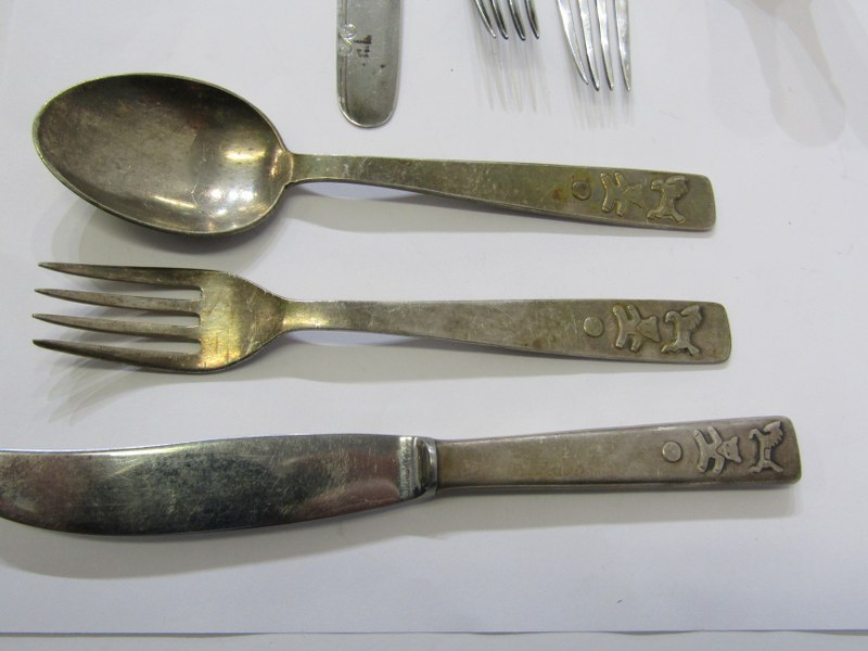 SCANDINAVIAN 3 PIECE CHRISTENING SET, also silver Kings pattern dessert fork, silver bladed mother- - Image 7 of 8